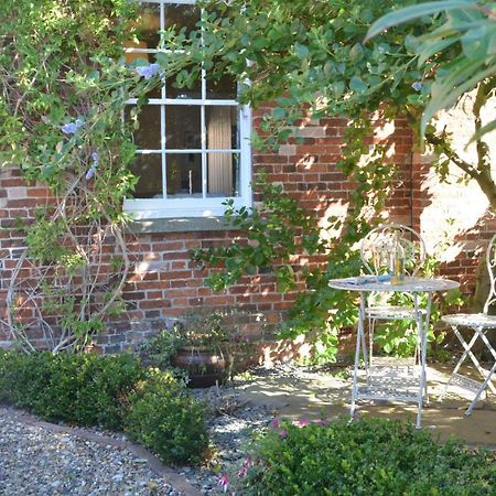Pebble Beach Cottage, Aldeburgh Eksteriør bilde