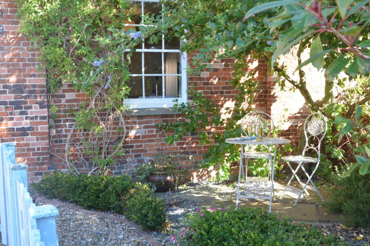 Pebble Beach Cottage, Aldeburgh Eksteriør bilde