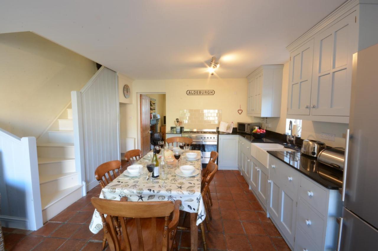 Pebble Beach Cottage, Aldeburgh Eksteriør bilde