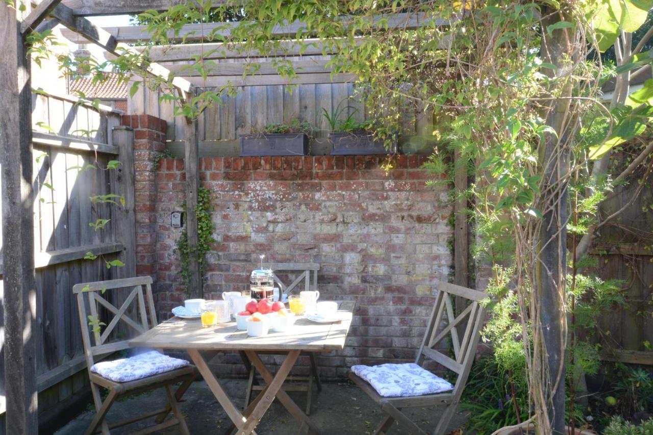 Pebble Beach Cottage, Aldeburgh Eksteriør bilde
